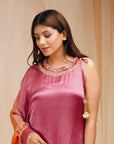 4D Dyeing of Mulberry Violet & Orangutan Kaftaan