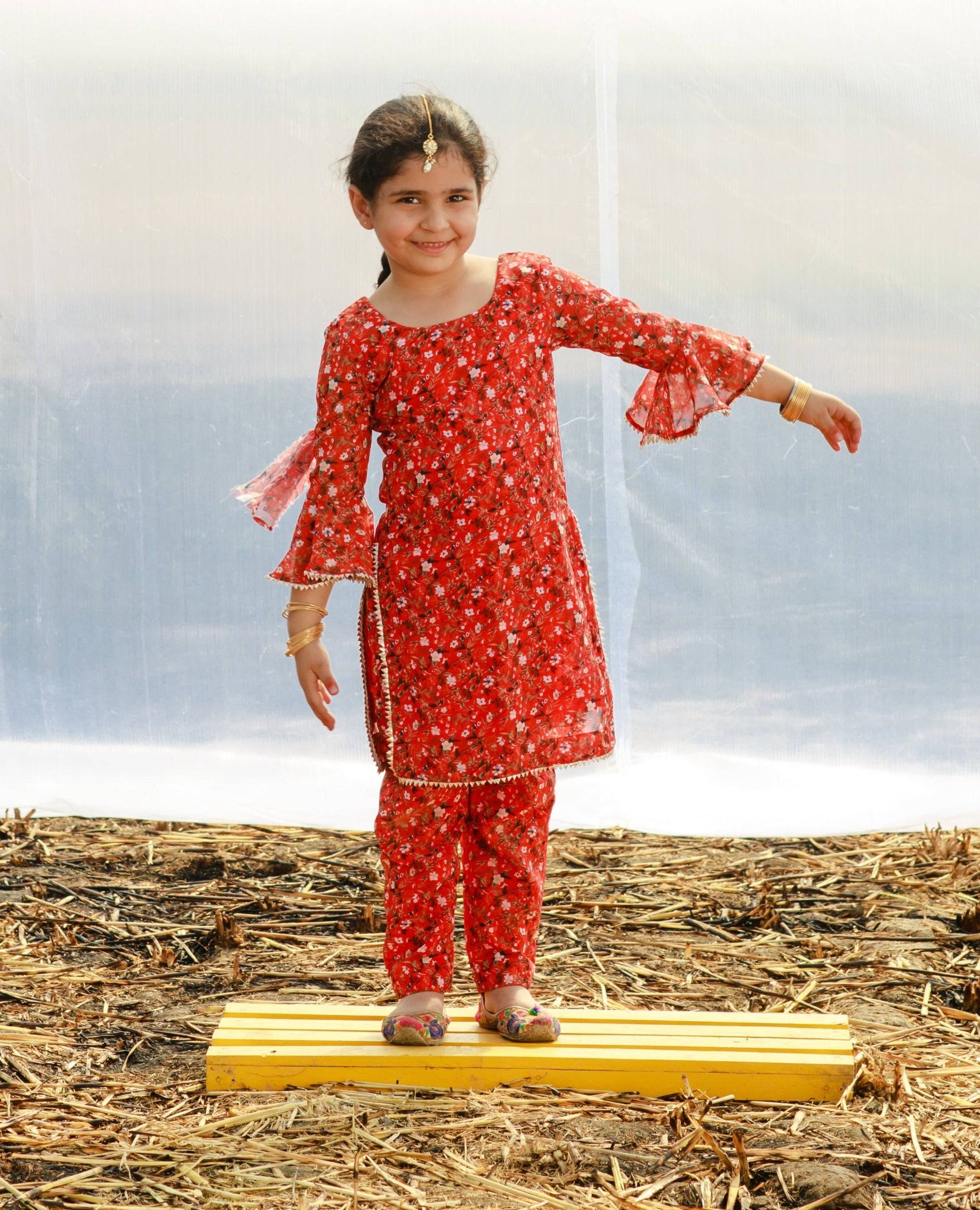 Georgette Printed Kids Pant Suit Set - kids dress