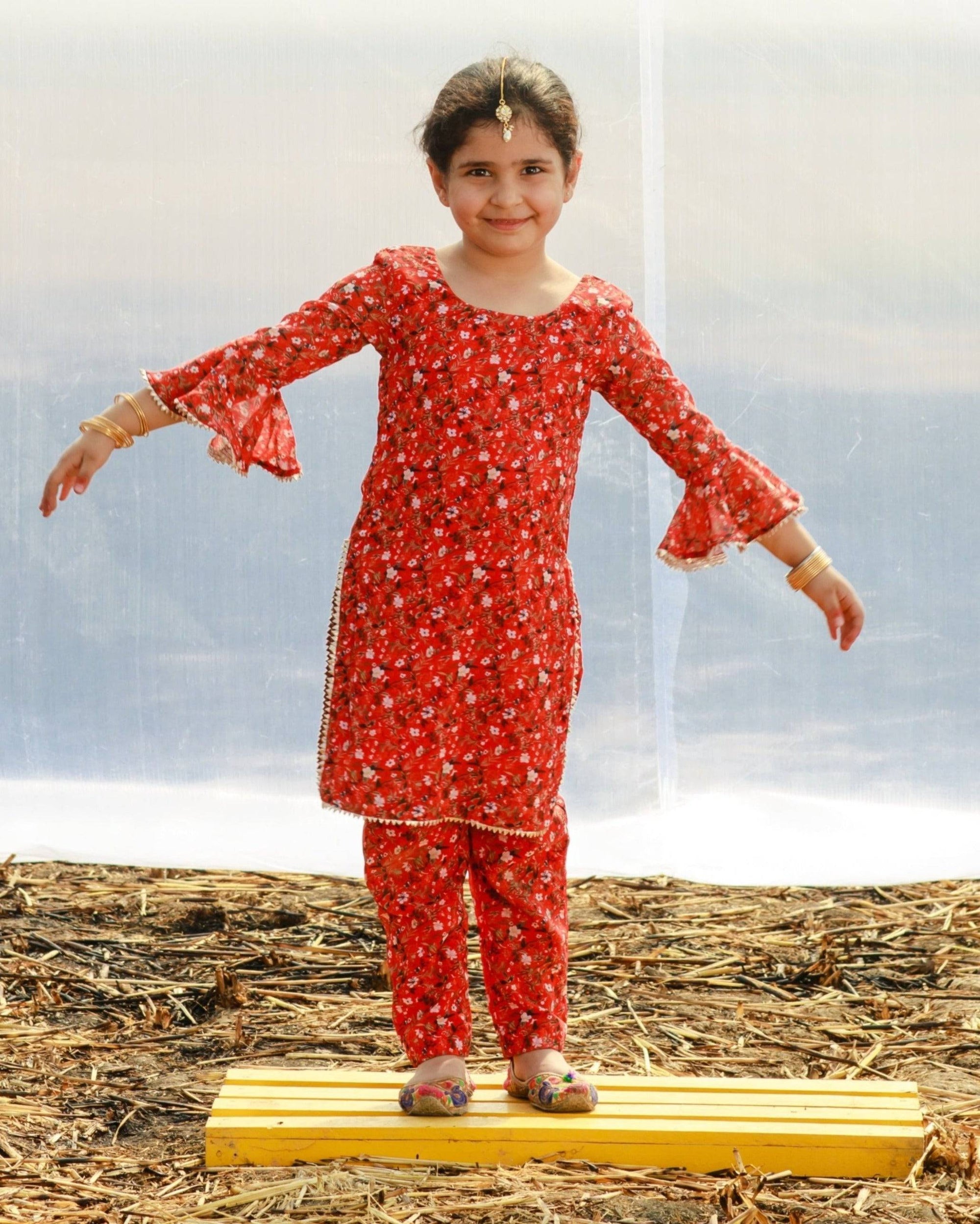 Georgette Printed Kids Pant Suit Set - kids dress