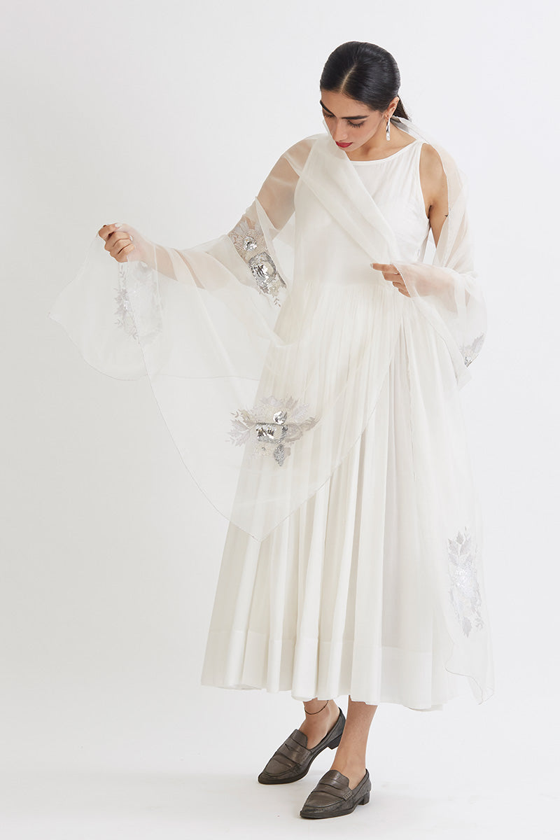 Ivory Aradhana Anarkali With Organza Dupatta - anarkali dress