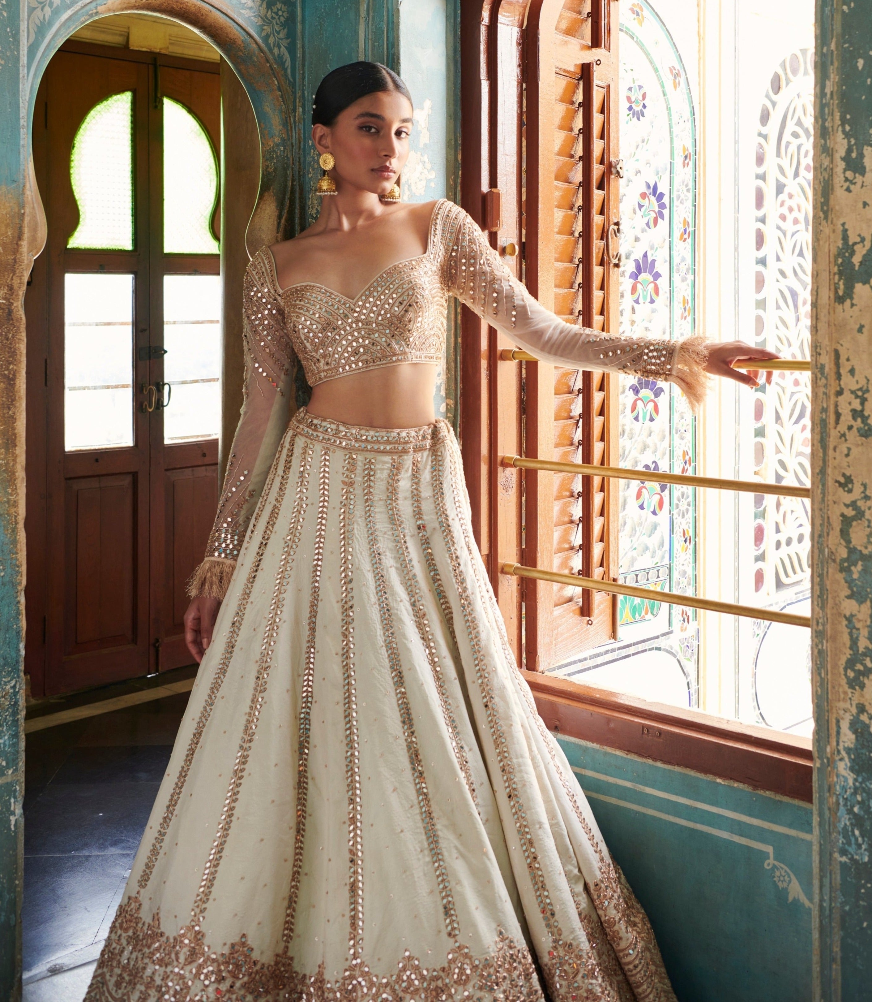 Off white lehenga online hotsell